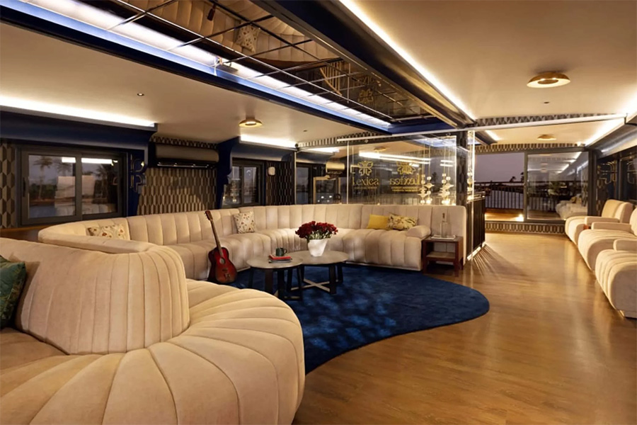 1 Bedroom Ultra Luxury Houseboat