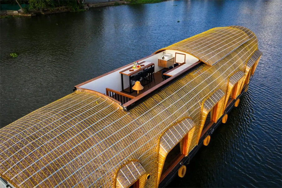 1 Bedroom Ultra Luxury Houseboat