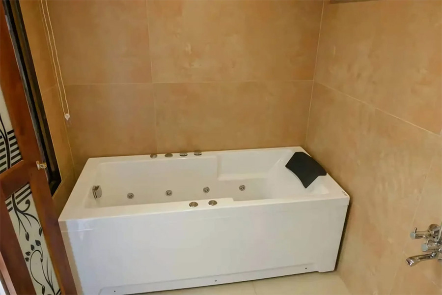 1 Bedroom Ultra Luxury houseboat