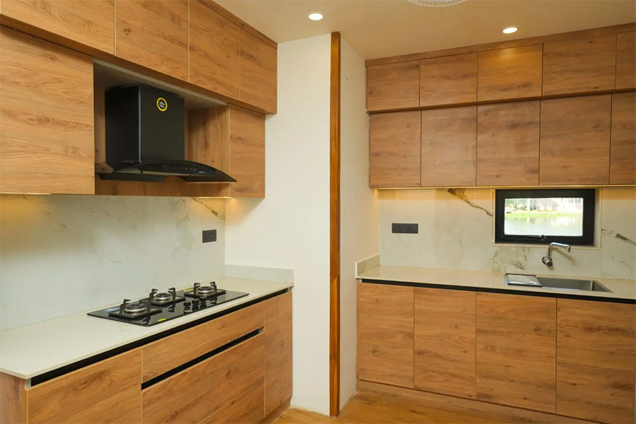 1 Bedroom Ultra Luxury Houseboat