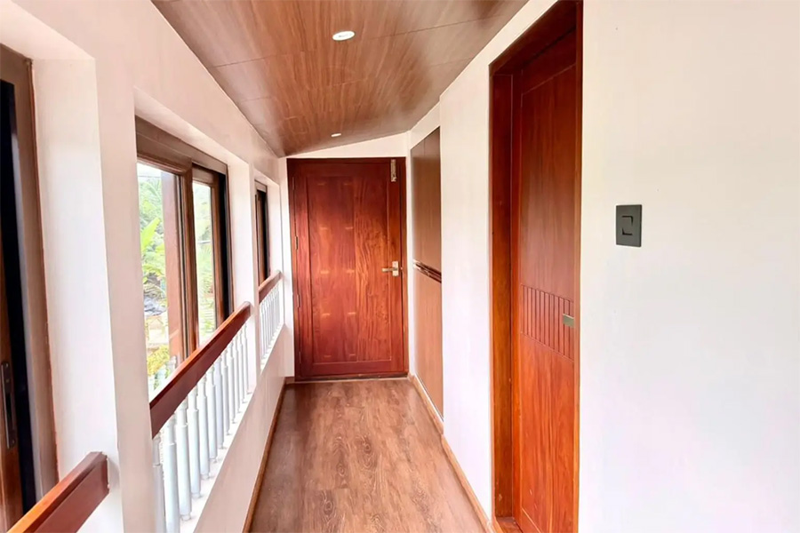 2 Bedroom Ultra Luxury Houseboat