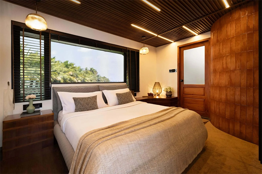 1 Bedroom Ultra Luxury Houseboat