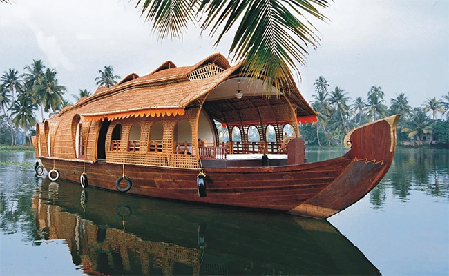 Day Cruise Houseboat
